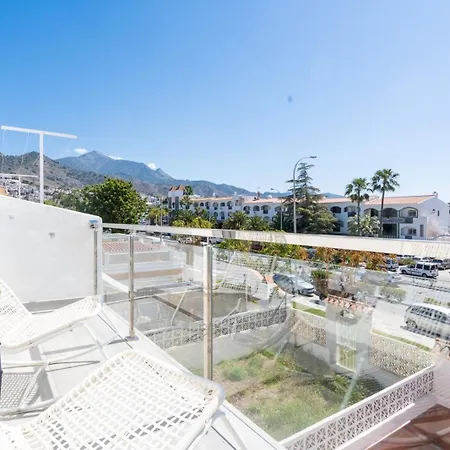 Atico En Daire Nerja